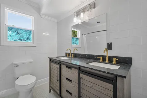 246 NE 13th Street Delray Beach FL 33444