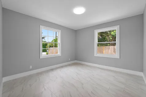 246 NE 13th Street Delray Beach FL 33444