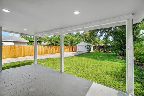 246 NE 13th Street Delray Beach FL 33444