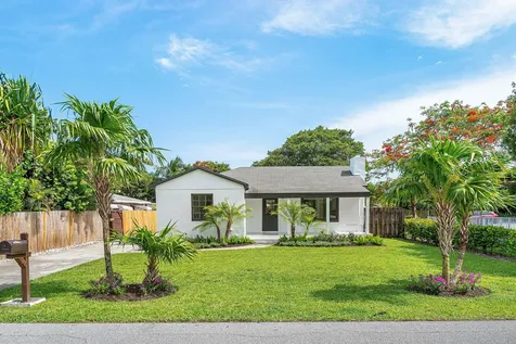 246 NE 13th Street Delray Beach FL 33444