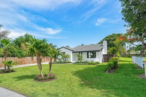 246 NE 13th Street Delray Beach FL 33444