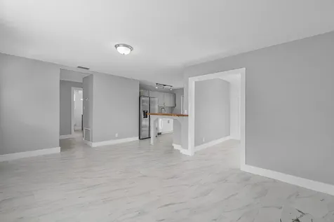 246 NE 13th Street Delray Beach FL 33444