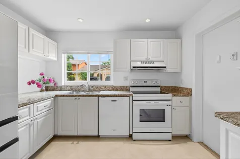 6105 Via Laguna Lane Boca Raton FL 33433