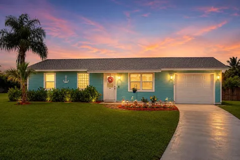 4436 SE Beckett Avenue Stuart FL 34997