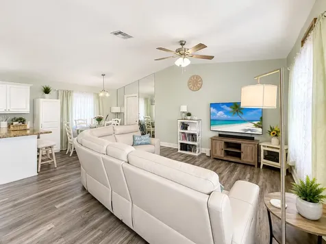 4436 SE Beckett Avenue Stuart FL 34997