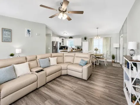 4436 SE Beckett Avenue Stuart FL 34997