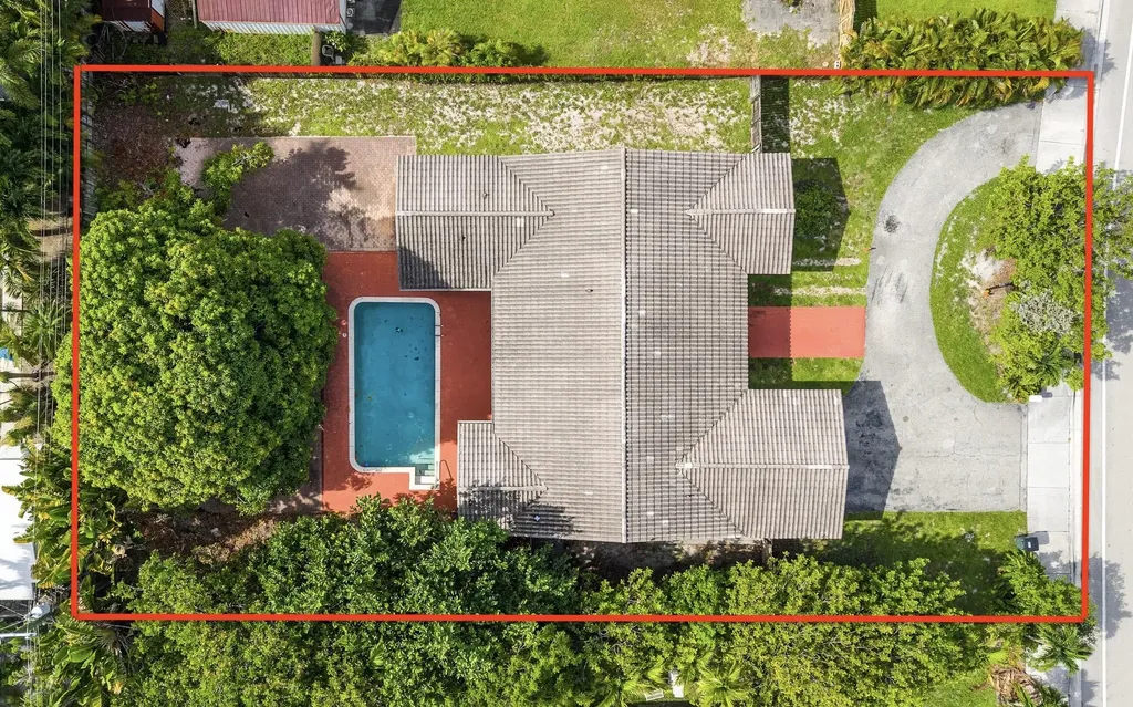 Boca Raton FL, 1200 NW 4th Avenue