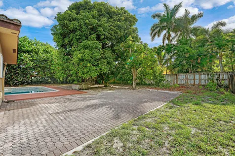 1200 NW 4th Avenue Boca Raton FL 33432