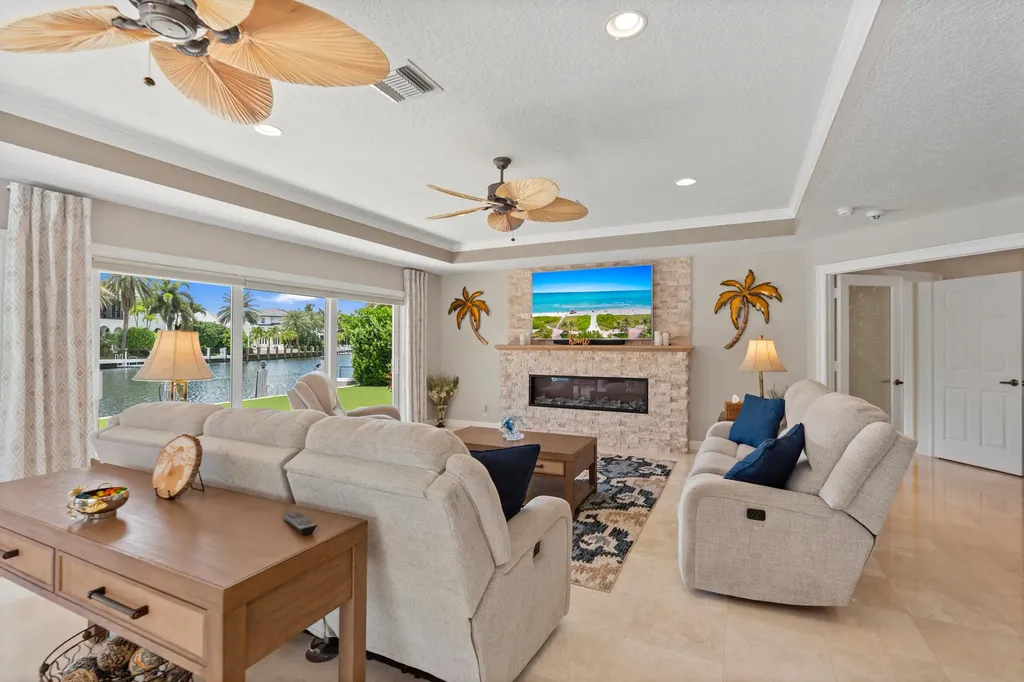 2600 NE 33rd Street Lighthouse Point FL 33064