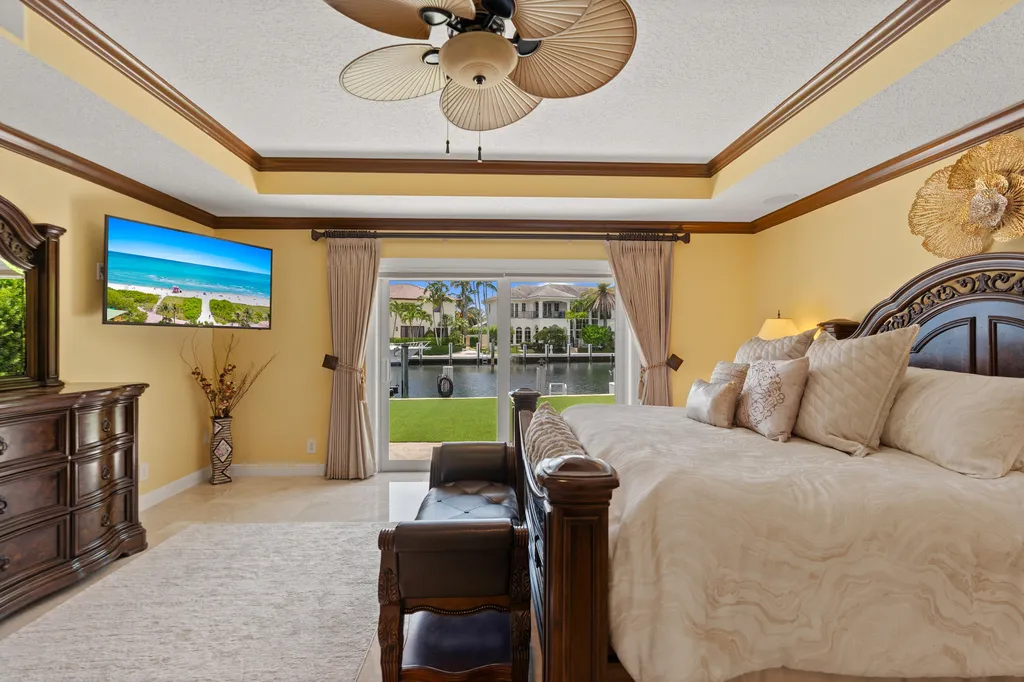 2600 NE 33rd Street Lighthouse Point FL 33064