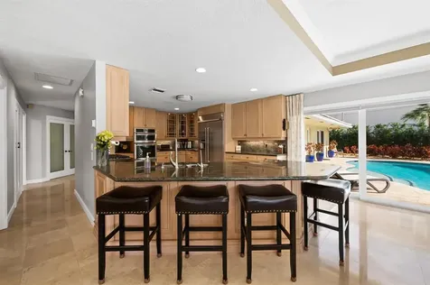 2600 NE 33rd Street Lighthouse Point FL 33064