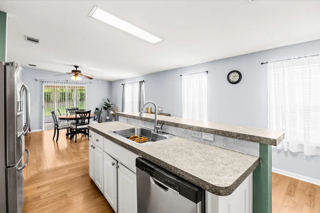 2824 Hook Court Port St Lucie FL 34952