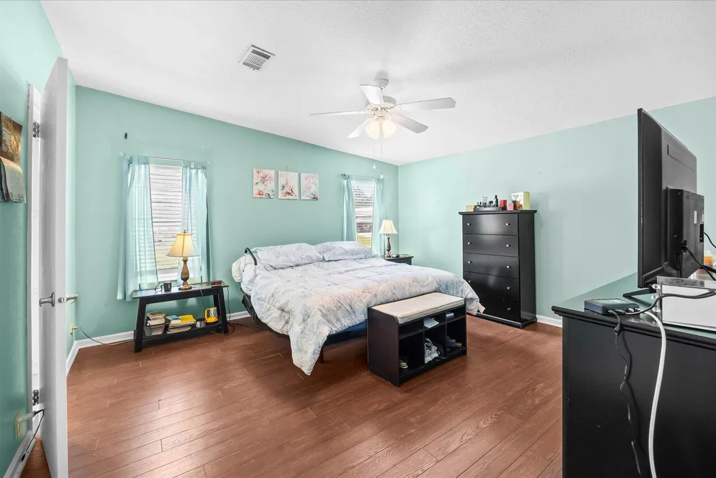 2824 Hook Court Port St Lucie FL 34952