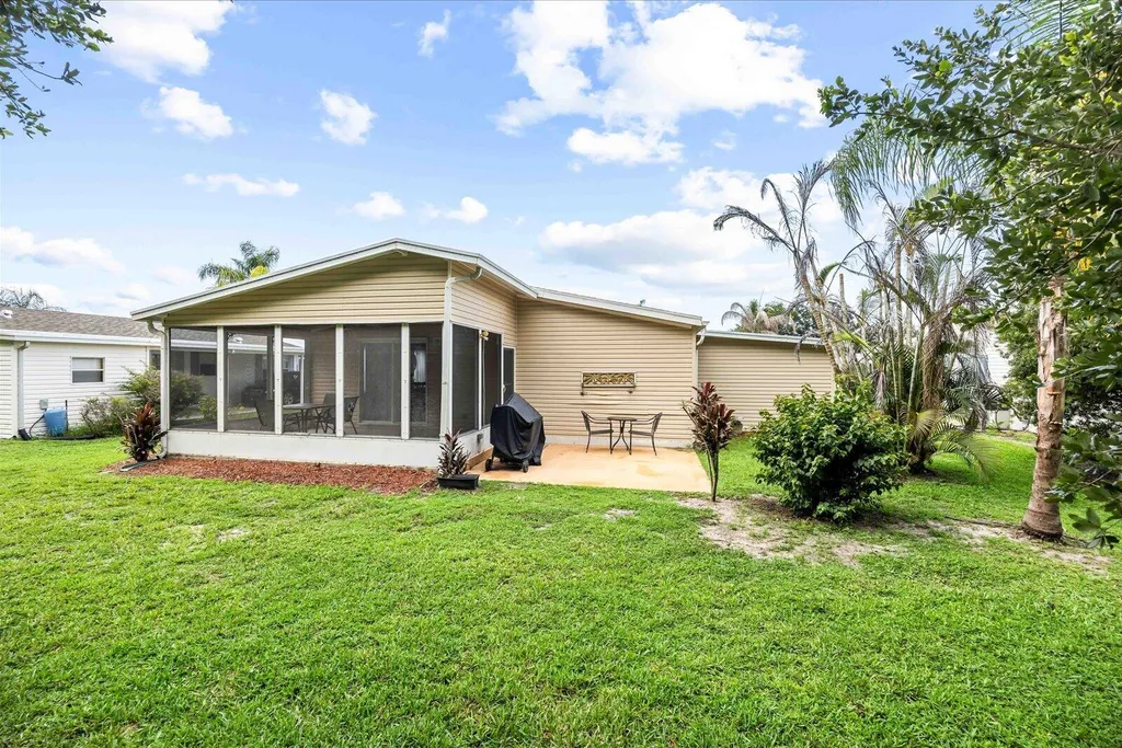 2824 Hook Court Port St Lucie FL 34952