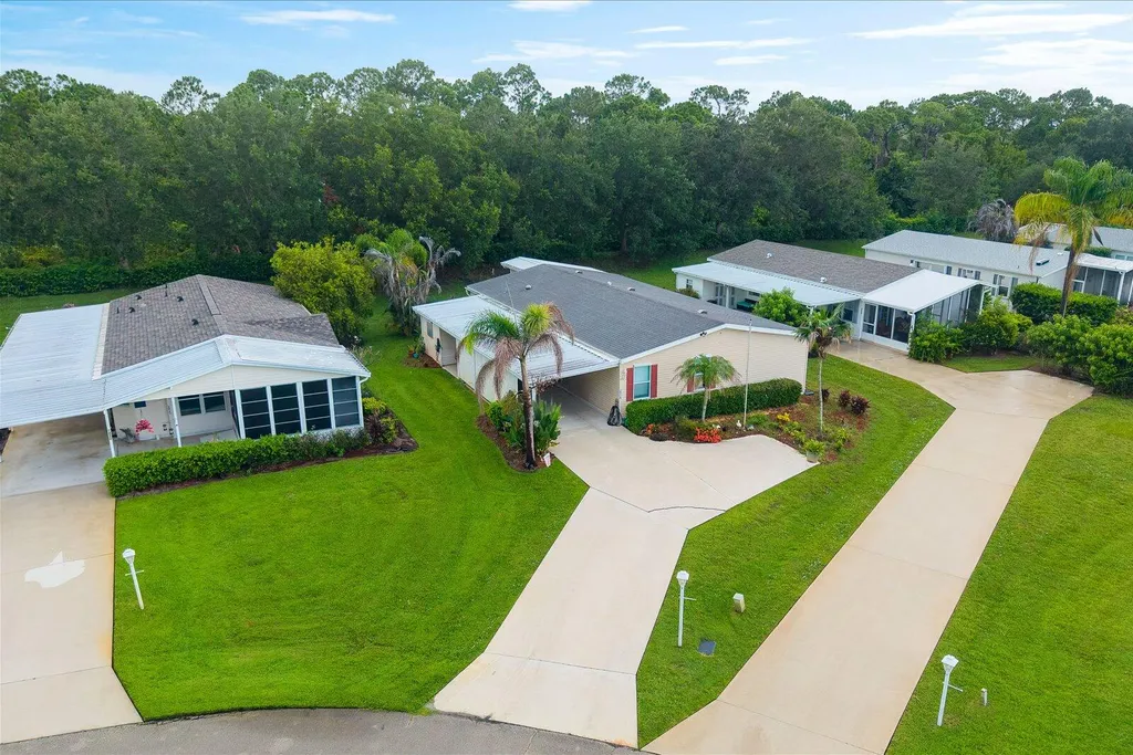 2824 Hook Court Port St Lucie FL 34952