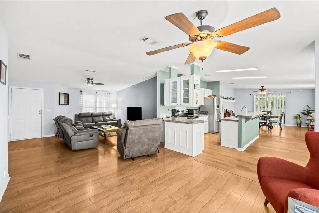 2824 Hook Court Port St Lucie FL 34952