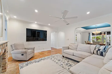 88 River Drive Tequesta FL 33469