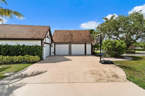 88 River Drive Tequesta FL 33469