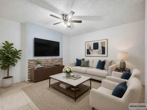 105 Woodland Road Palm Springs FL 33461