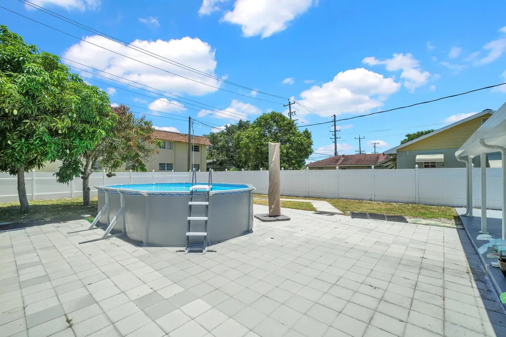 1134 S Ridge Street Lake Worth Beach FL 33460