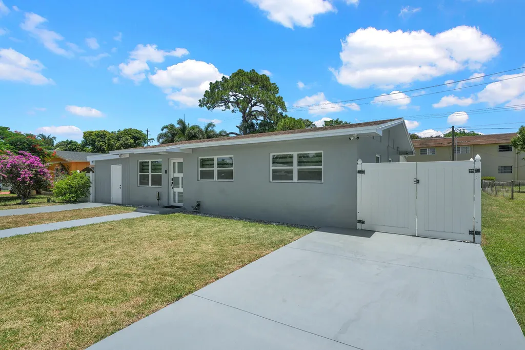 1134 S Ridge Street Lake Worth Beach FL 33460
