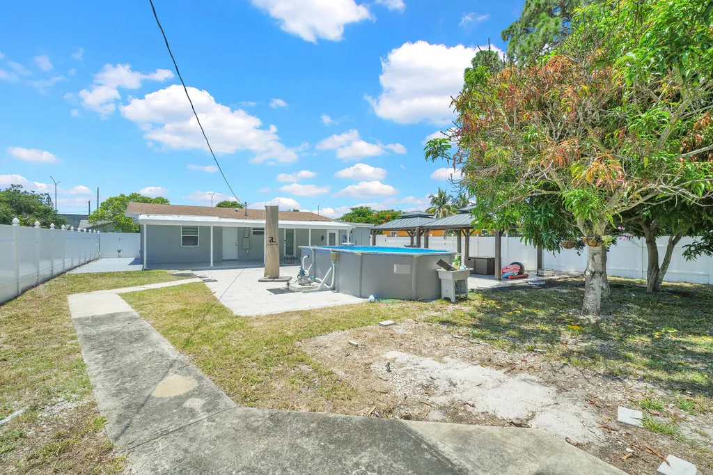 1134 S Ridge Street Lake Worth Beach FL 33460