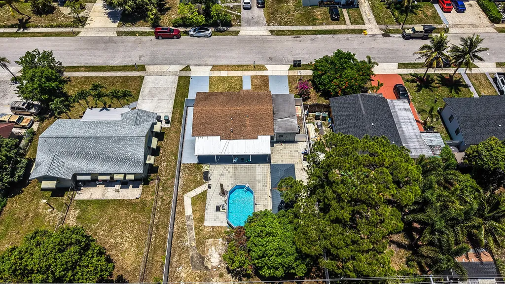 1134 S Ridge Street Lake Worth Beach FL 33460