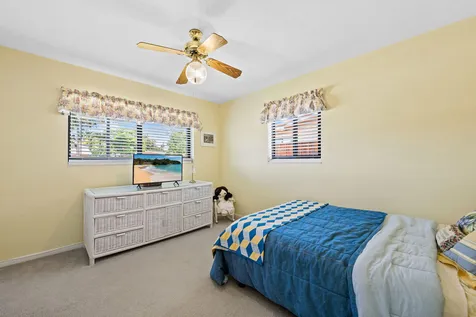 1720 NW 105th Avenue Pembroke Pines FL 33026