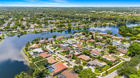 1720 NW 105th Avenue Pembroke Pines FL 33026