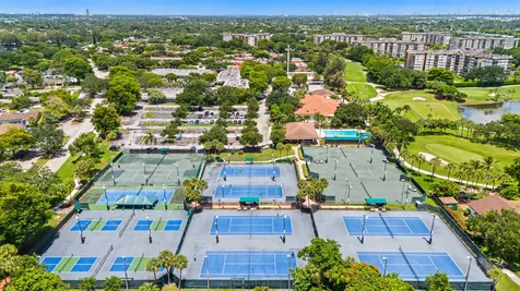 1720 NW 105th Avenue Pembroke Pines FL 33026