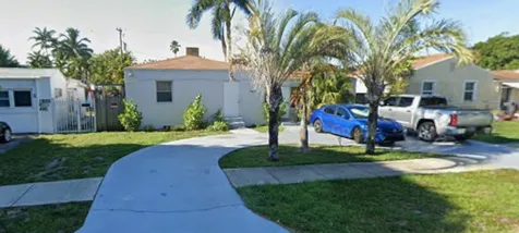 1824 Roosevelt Street Hollywood FL 33020