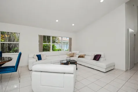 11062 Autoro Court Boca Raton FL 33498