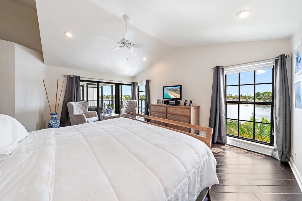 13348 Mangrove Isle Drive Palm Beach Gardens FL 33410