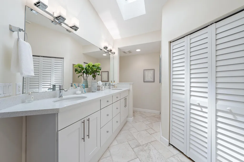 13348 Mangrove Isle Drive Palm Beach Gardens FL 33410
