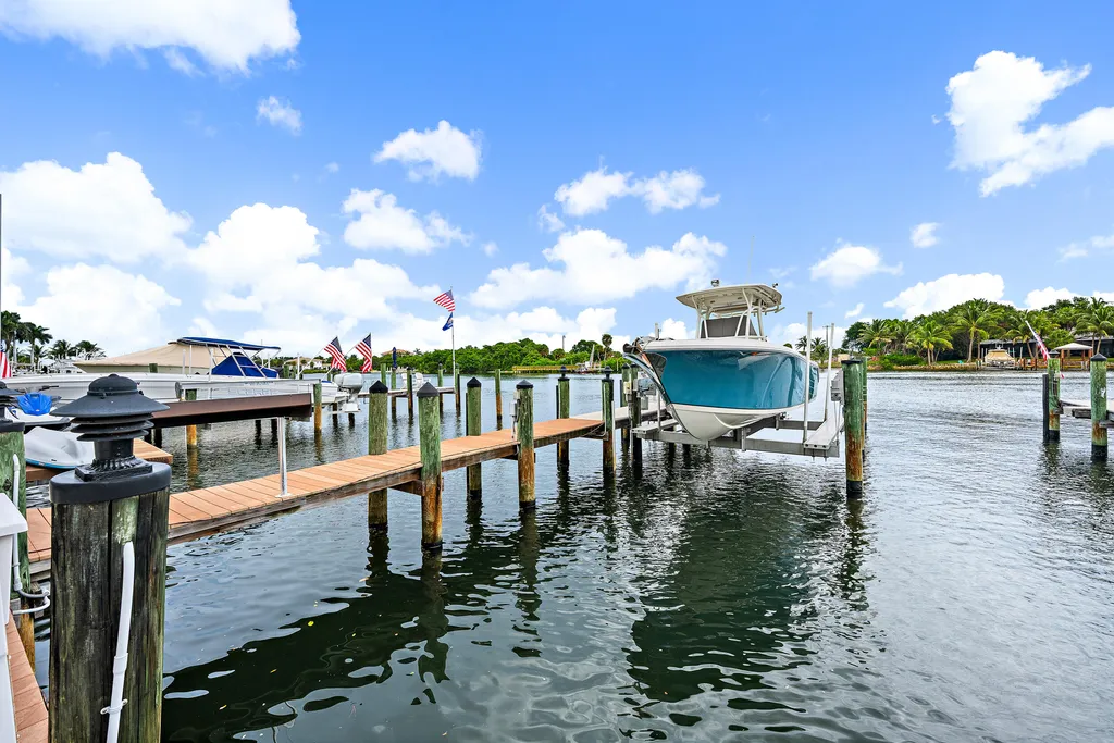 13348 Mangrove Isle Drive Palm Beach Gardens FL 33410