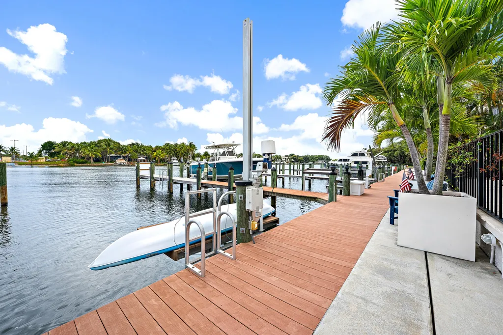 13348 Mangrove Isle Drive Palm Beach Gardens FL 33410