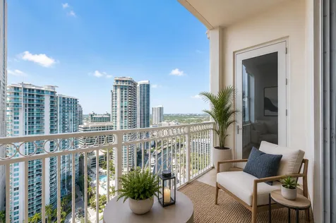 511 SE 5 Avenue Fort Lauderdale FL 33301