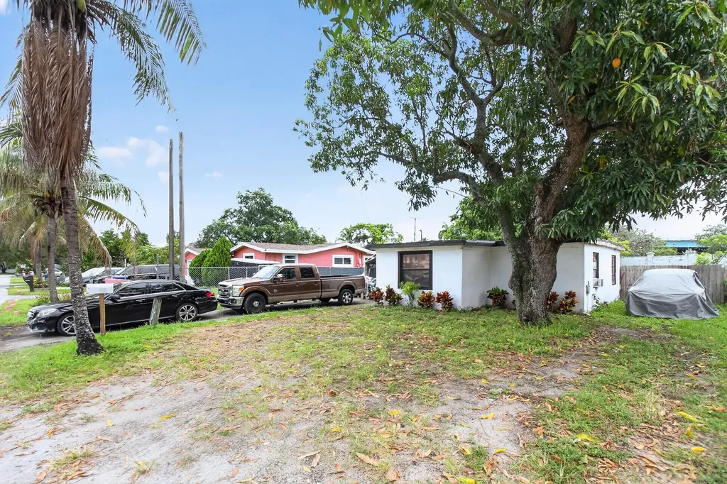 608 NW 15th Avenue Pompano Beach FL 33069
