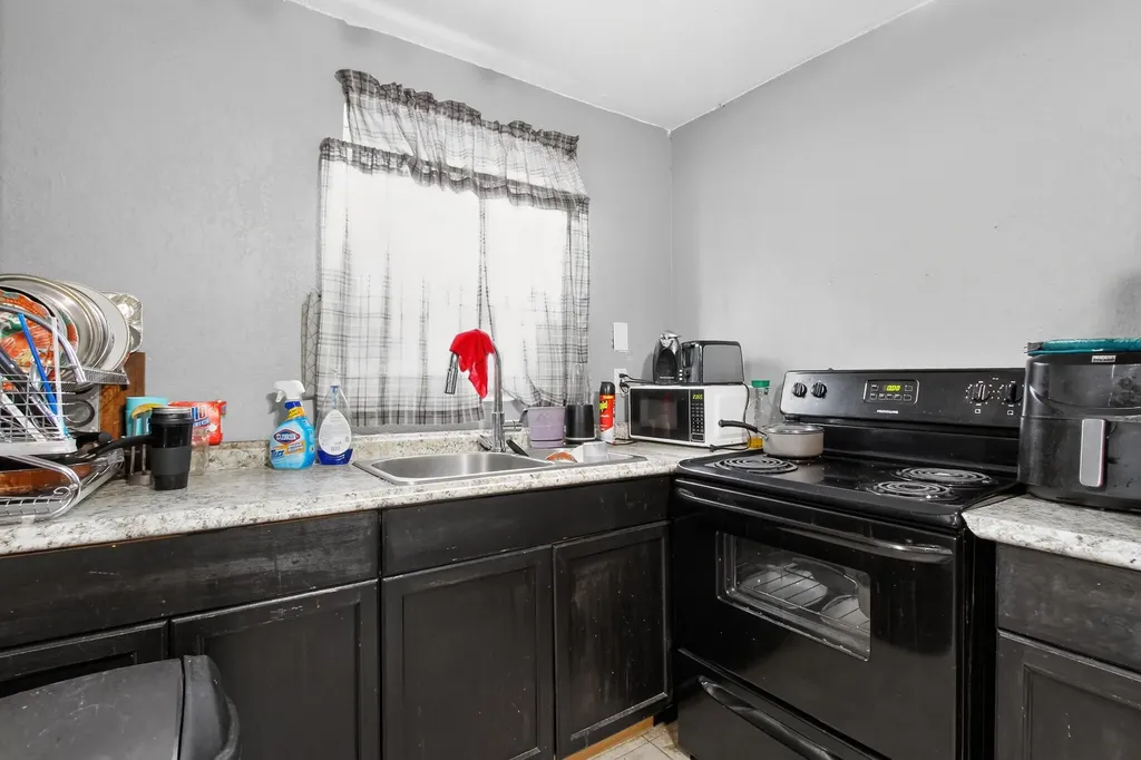 608 NW 15th Avenue Pompano Beach FL 33069
