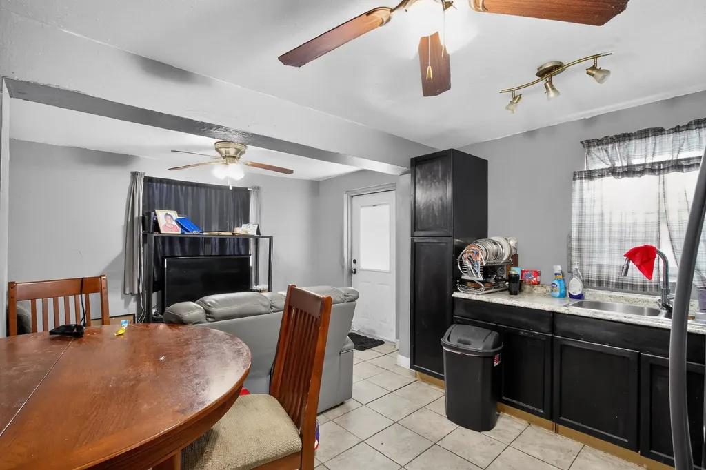 608 NW 15th Avenue Pompano Beach FL 33069