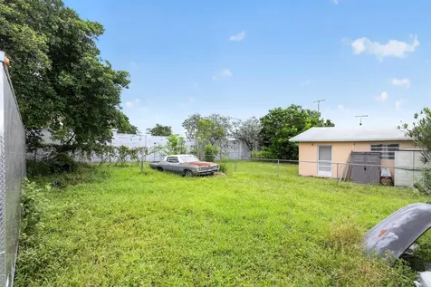 608 NW 15th Avenue Pompano Beach FL 33069
