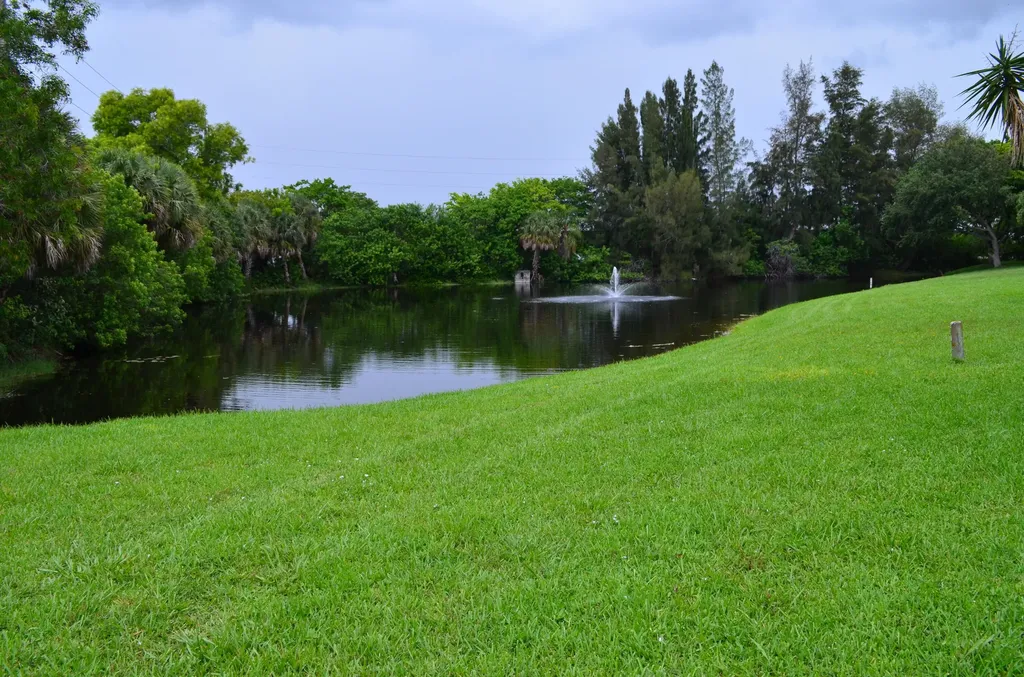 5392 Viburnum Circle Delray Beach FL 33484