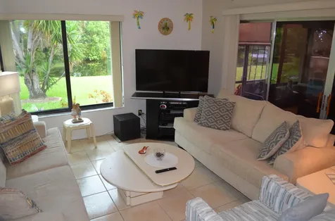 5392 Viburnum Circle Delray Beach FL 33484
