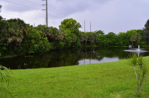 5392 Viburnum Circle Delray Beach FL 33484