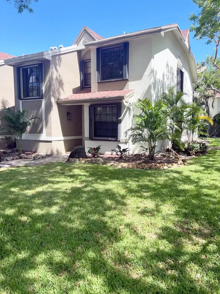 235 City View Drive Fort Lauderdale FL 33311