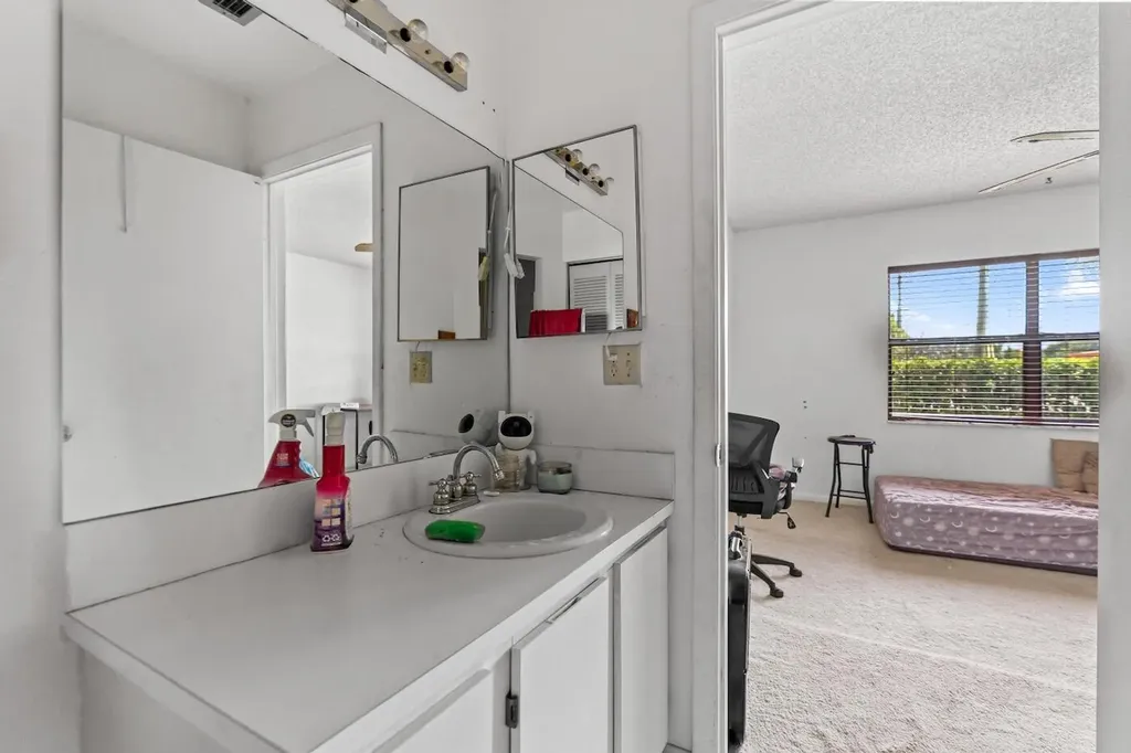 3370 Beau Rivage Drive Pompano Beach FL 33064