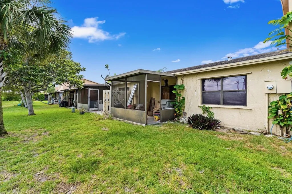 3370 Beau Rivage Drive Pompano Beach FL 33064