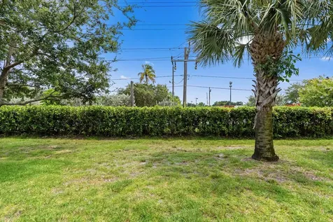 3370 Beau Rivage Drive Pompano Beach FL 33064