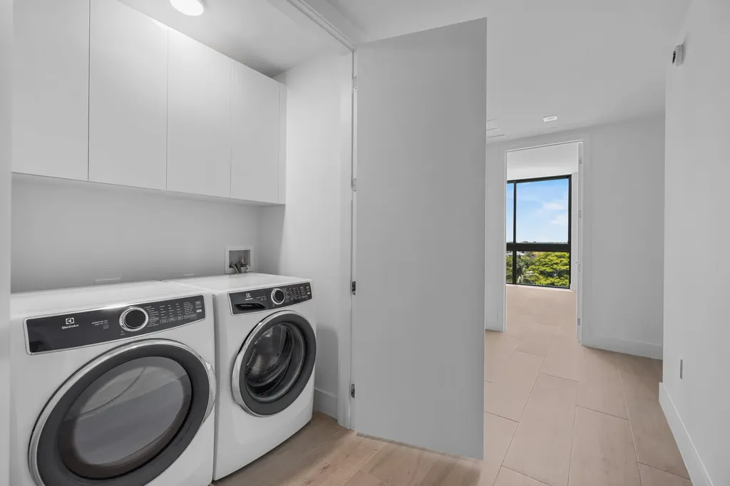 305 Briny Avenue Pompano Beach FL 33062
