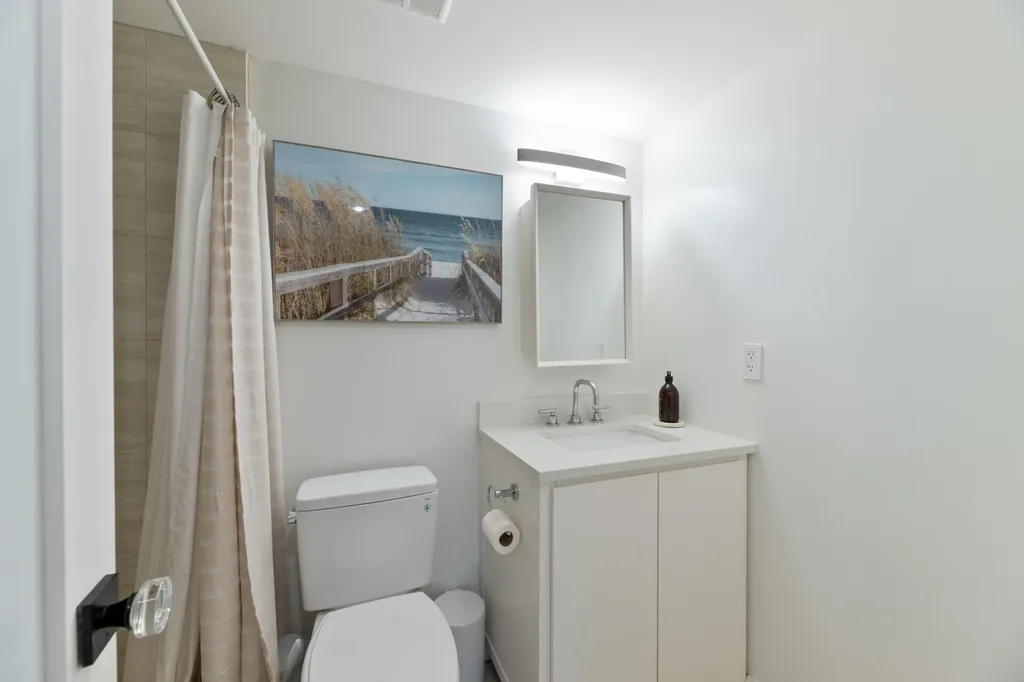 32 Abbey Lane Delray Beach FL 33446